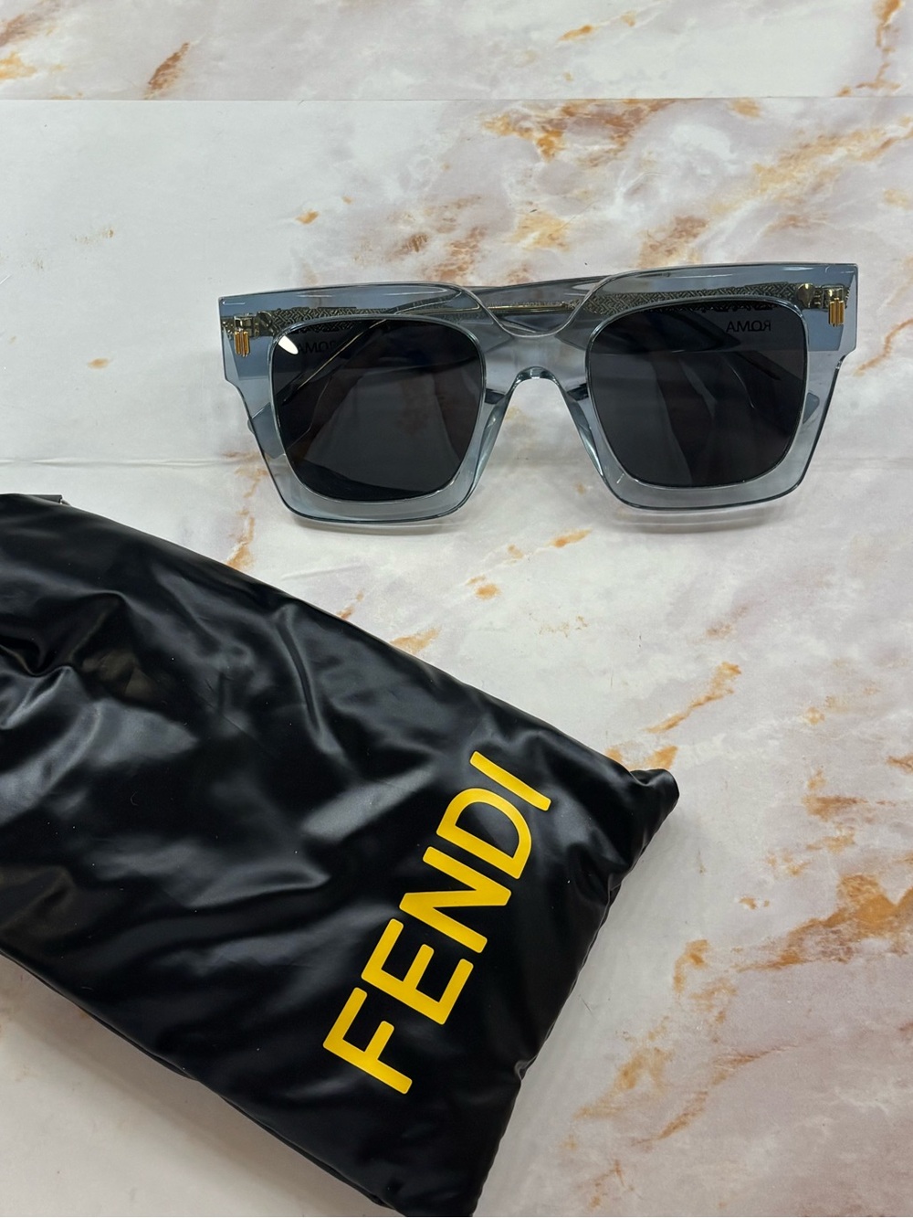 Fendi Roma Blue Square Acetate Sunglasses – Authentic – Made in Italy